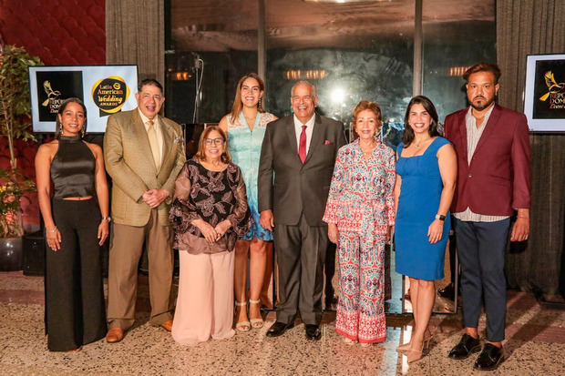 Patricia Acosta, Héctor Báez, Mirna Pimentel, Paola Vargas, Pedro Vargas, Mirta Sánchez, Yudit García y Aneudy Pilar.