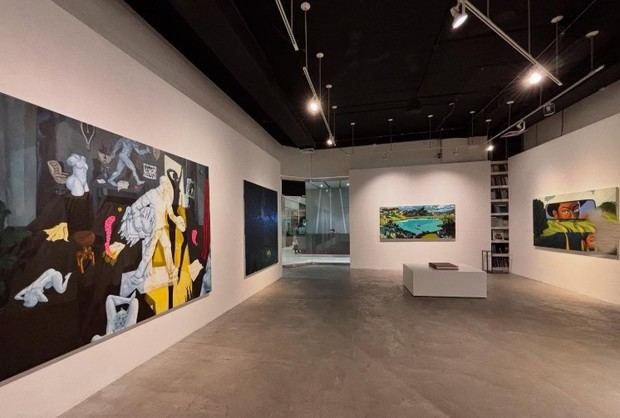 La galería Lyle O. Reitzel celebra su 30 aniversario con la exposición “Terminador & Justo ahora se escuchan”