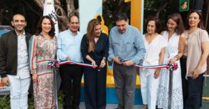 Carolina y Centro Cultural Amaya inauguran la escultura “Reto al Futuro”