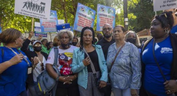 Sindicatos del sector salud llaman la atención sobre los bajos sueldos de administrativos