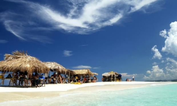 Turismo dominicano apunta a RD$ 1.7 billones en 2035, pese a leve caída en su peso en el PIB