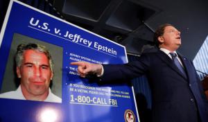 Trump dice que se debería publicar la información "creíble" del caso Epstein