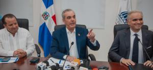 Presidente Abinader da seguimiento a acciones para el año escolar 2025-2026