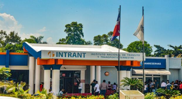 Gabinete de Transporte anuncia nuevas medidas para mejorar la movilidad en la fase III de RD Se Mueve
