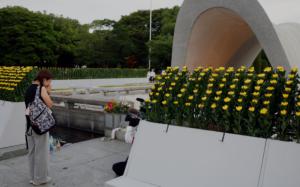Hiroshima conmemora 80 años del bombardeo atómico ensombrecida por los conflictos globales