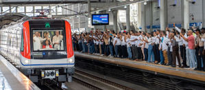 Presidente Abinader inaugura ampliación y pasillo de interconexión peatonal del Metro de Santo Domingo