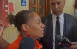 Abuela de niña torturada en Los Guandules clama por justicia ante la muerte de su nieta