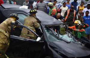 Trágico accidente en La Altagracia: seis muertos y 19 heridos tras triple choque