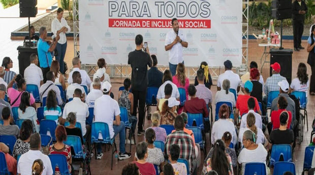 Conadis lleva jornada a Higüey con el apoyo de autoridades y el sector turístico, en favor de las personas con discapacidad.