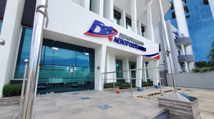 Departamento Aeroportuario dispone investigación sobre falla eléctrica en el AILA