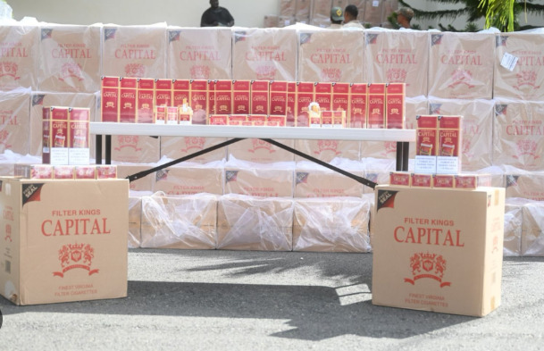 El Ejército se incauta un cargamento de más de 20,000 cigarrillos ilícitos.