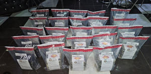 Las autoridades se incautan de 643 paquetes de cocaína en un amplio operativo