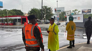 Digesett, MOPC y los ayuntamientos supervisan condiciones de las vías durante paso de la tormenta Melissa