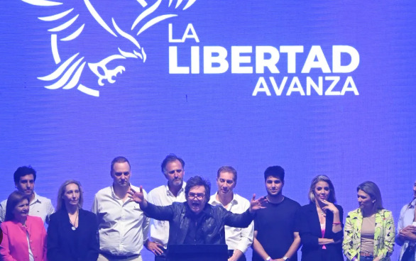 Los argentinos van a las urnas este domingo en unos comicios legislativos clave para Milei