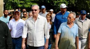 Presidente Abinader inicia su gira por San José de Ocoa y Barahona para evaluar daños del huracán Melissa