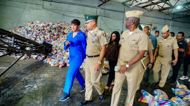 La República Dominicana envía ayuda humanitaria a Jamaica tras el paso del huracán Melissa