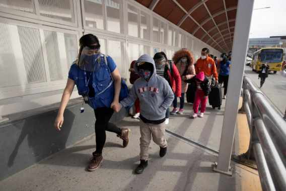 Una ola de restricciones migratorias 'al tercer mundo' sacude a EEUU tras el tiroteo en DC