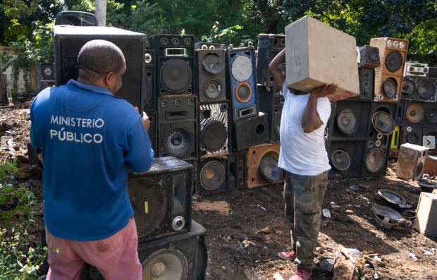La Proedemaren destruye equipos utilizados para contaminación sónica.