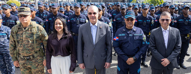 Presidente Abinader pone en marcha “Navidad con Garantía de Paz 2.0”, con despliegue de cerca de 28,000 agentes para reforzar la tranquilidad y la convivencia en todo el país