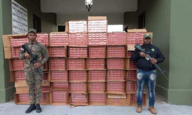 Ejército ocupa casi 60,000 cigarrillos de contrabando y detiene una persona
