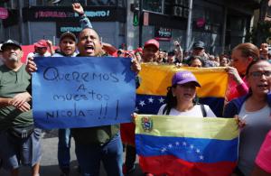 El chavismo convoca una marcha para exigir a EE.UU. la libertad de Maduro y de su esposa