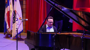 Michel Camilo imparte master class para jóvenes músicos en el Teatro Nacional de Santo Domingo