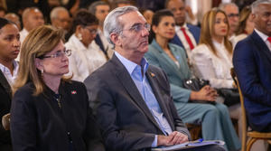 Raquel Peña y Luis Abinader.