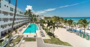 El renovado hotel de Globalia en Boca Chica marcha viento en popa