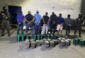 Fuerza de Tarea Conjunta confisca narcóticos y detiene a 12 personas en Boca Chica