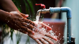 Sólo el 17 % de los hogares en República Dominicana recibe agua regularmente