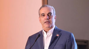 Abinader convoca a sectores productivos para abordar la crisis internacional en Oriente Medio