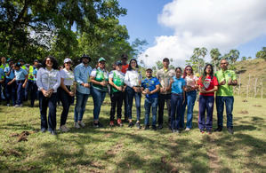 Industrias San Miguel y aliados plantan más de 5,000 árboles en la zona fronteriza