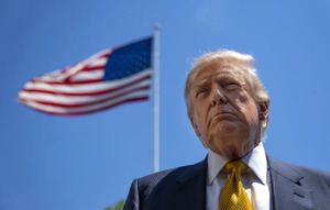 Trump llama "perdedores" a quienes critican su preacuerdo con Irán para reabrir Ormuz
