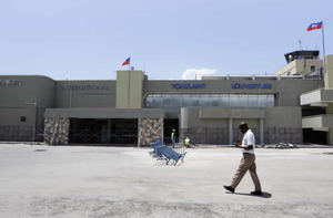 República Dominicana y Haití reanudan transporte aéreo sin vuelos confirmados