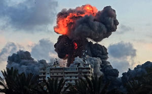 EE. UU. lanza bombardeos en Irán tras agresiones del país persa y helicóptero derribado