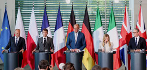 Los cinco grandes de Europa se comprometen a ganar peso en la OTAN ante críticas de Trump