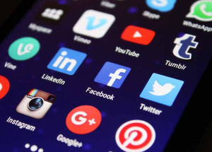 Las redes sociales: conexiones virtuales que rompen barreras y fomentan relaciones