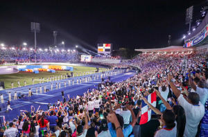 Estadio Olímpico a toda capacidad.