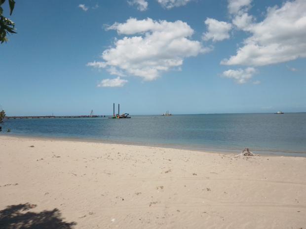 Empresas energéticas se roban Playa Estero Balsa​ en Manzanillo