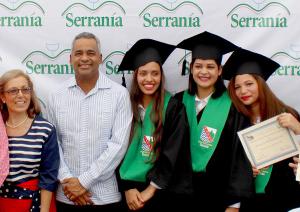 “Escuela Serranía” gradúa octava promoción en áreas de hotelería y turismo
