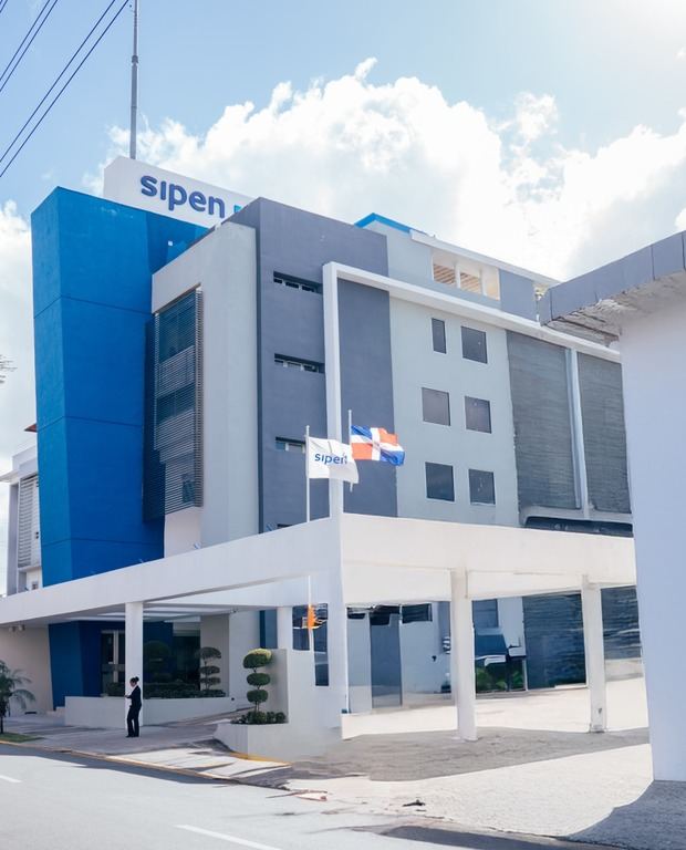 SIPEN y Banco Mundial evalúan historial laboral de los dominicanos.
