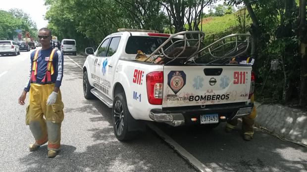 Sistema 911 coordina asistencia ante accidente de tránsito con múltiples atrapados en Villa Altagracia