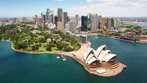 Australia recibe de nuevo a los turistas tras dos años de cierre anticovid
