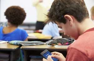 Viralidad y vulgaridad en las aulas: ¿arte urbano o falta de respeto social?