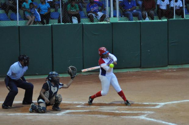 Núñez y Pérez lideran triunfo equipo RD en Panamericano softbol