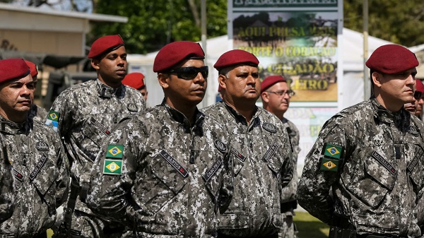 Ejército brasileño en frontera con Venezuela