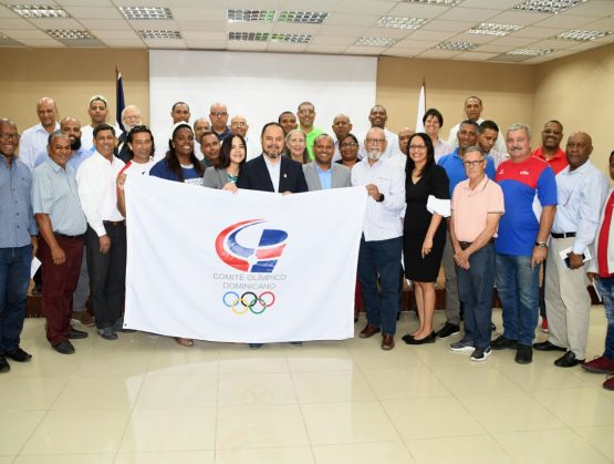 Solidaridad Olímpica del COD ofrece informe y planifica actividades.