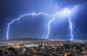 Onamet informa que continuarán los aguaceros y tormentas eléctricas