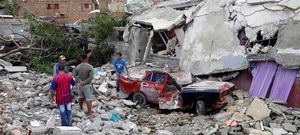 Cuatro muertos y 195 heridos en La Habana por tornado más violento en 80 años 
