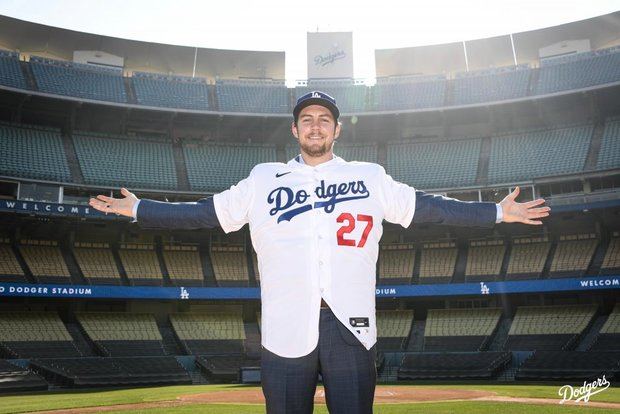 El lanzador abridor estelar los Indios Trevor Bauer.